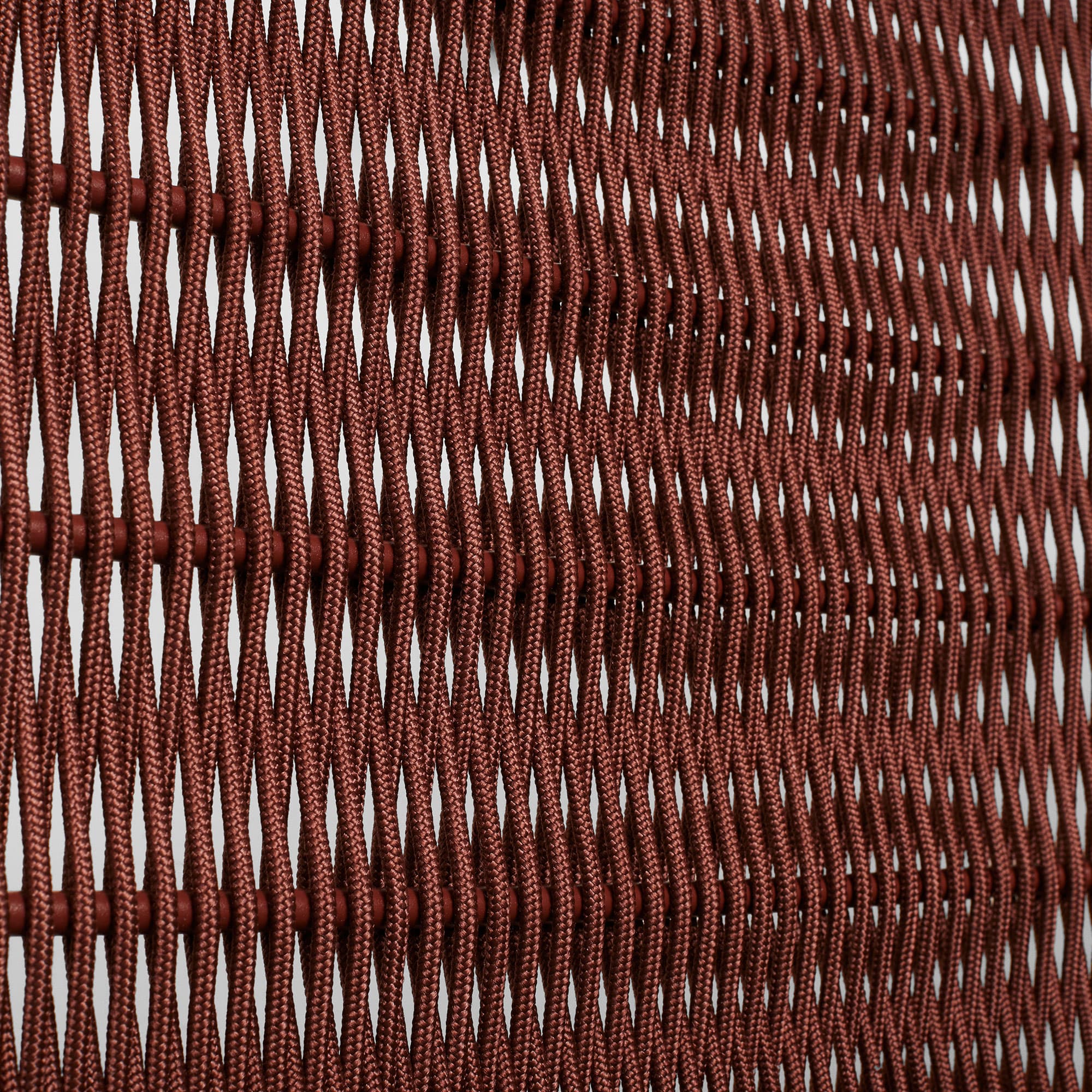 5572