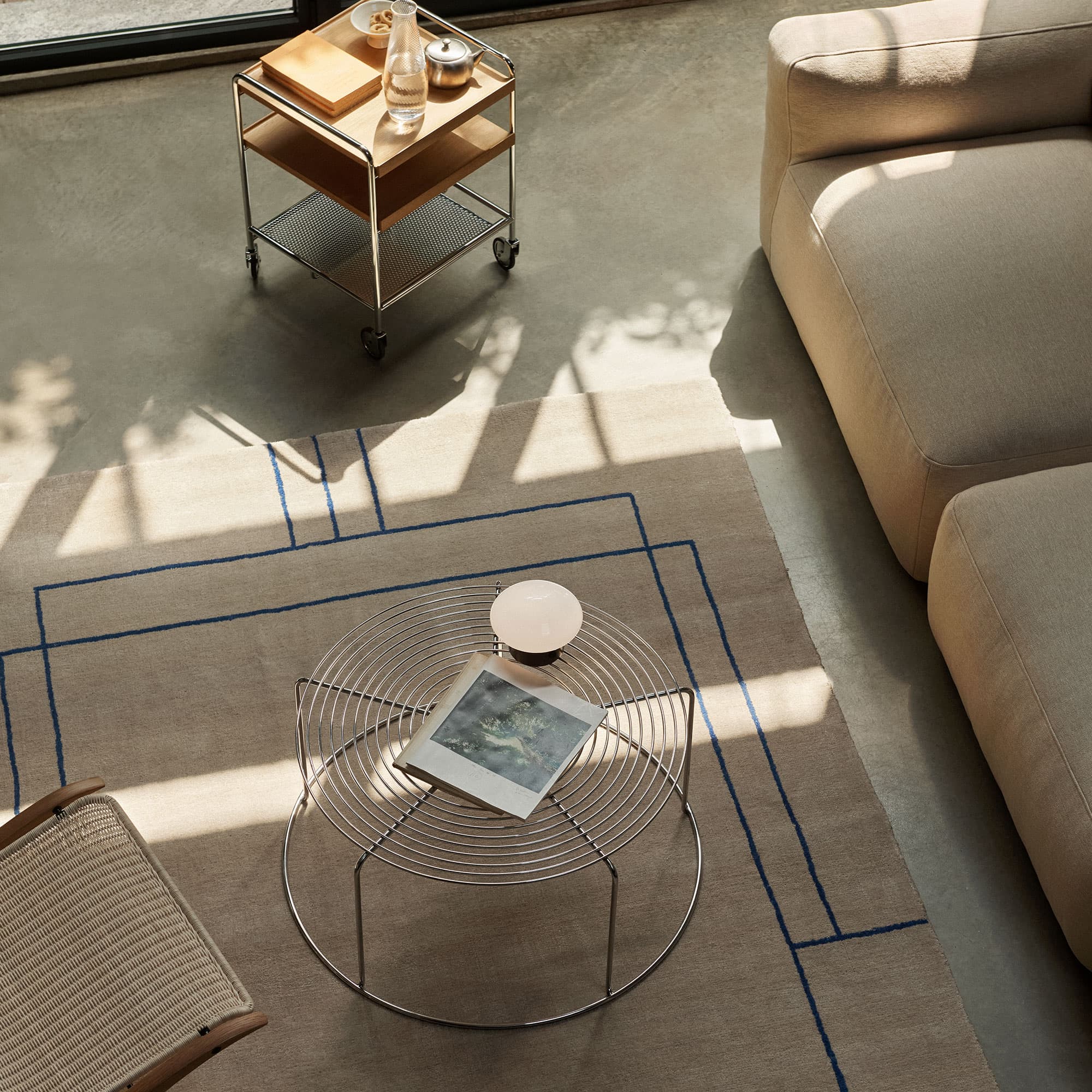 Wire Coffee Table VP17